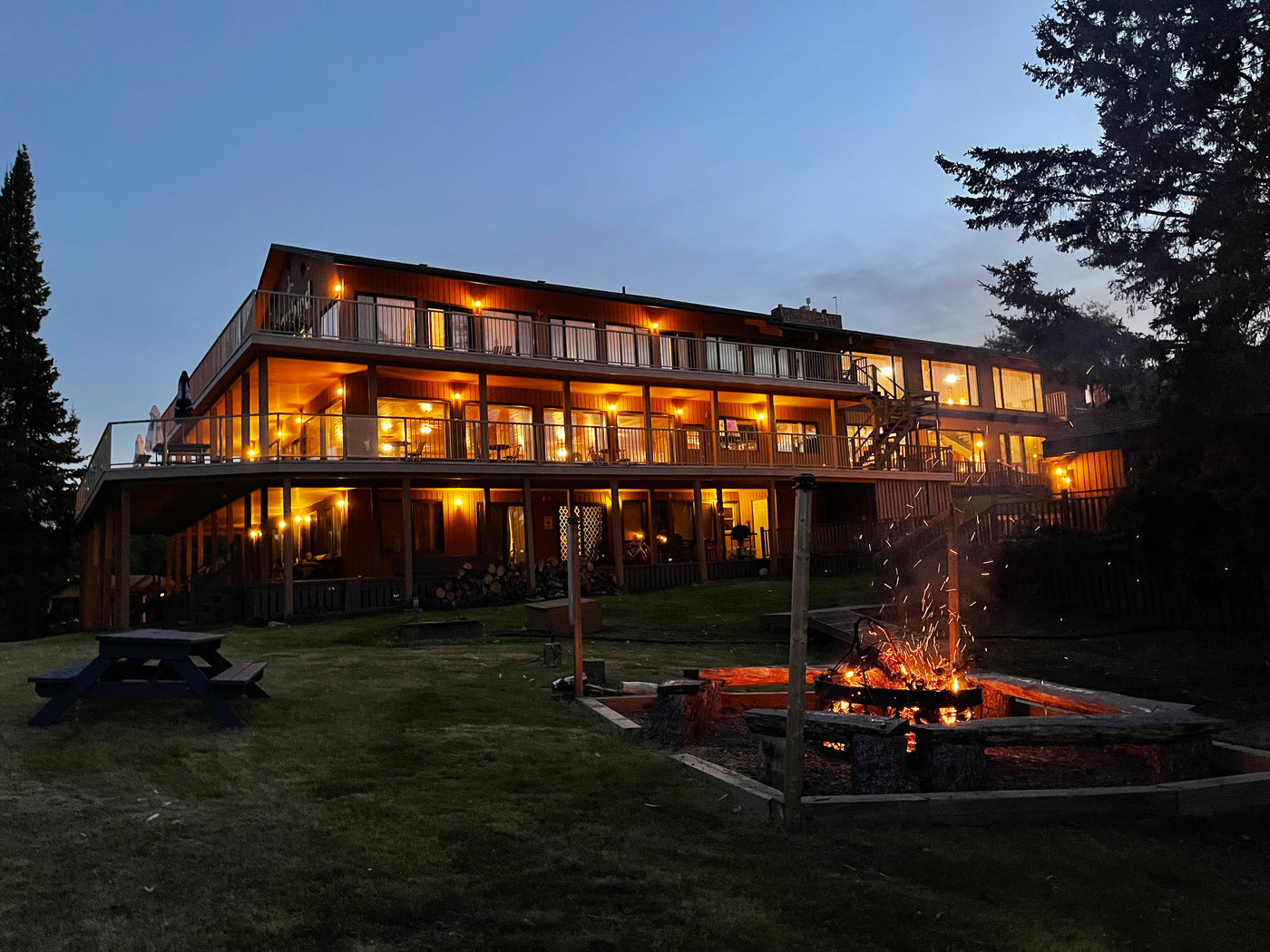 Kanadensisk fishing lodge vid Lake of the Woods