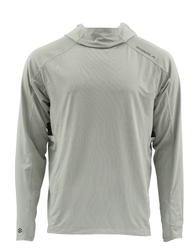 Skwala Fishing Sol Defense Hoody - ljusgrå fisketröja med långa ärmar, UPF skydd, logotyper, perfekt för sportfiske och resor.